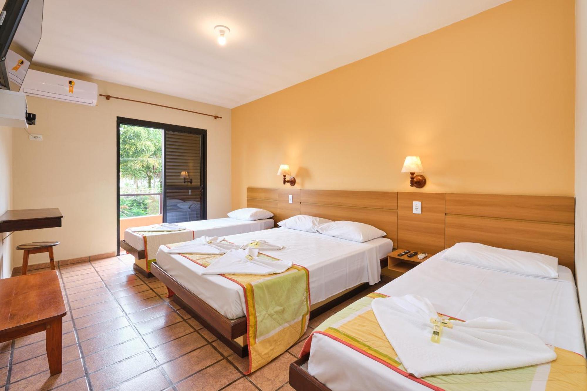 Hotel Ponta Das Toninhas อูบาตูบา ภายนอก รูปภาพ