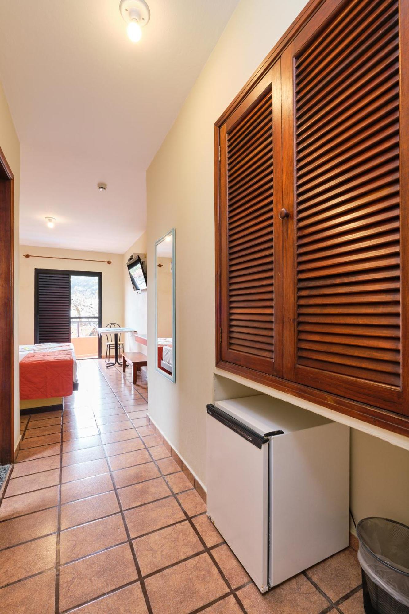 Hotel Ponta Das Toninhas อูบาตูบา ภายนอก รูปภาพ