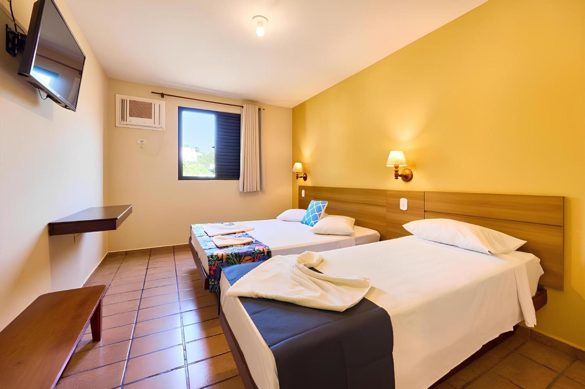 Hotel Ponta Das Toninhas อูบาตูบา ภายนอก รูปภาพ